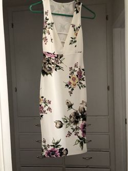Floral white dress Size Small