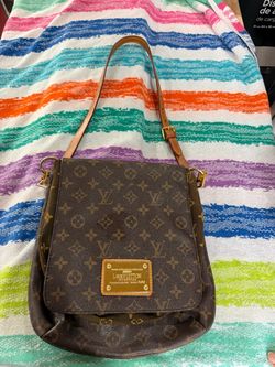 Louis Vuitton Monogram Shoulder Bag