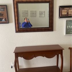 Entry Table/Mirror