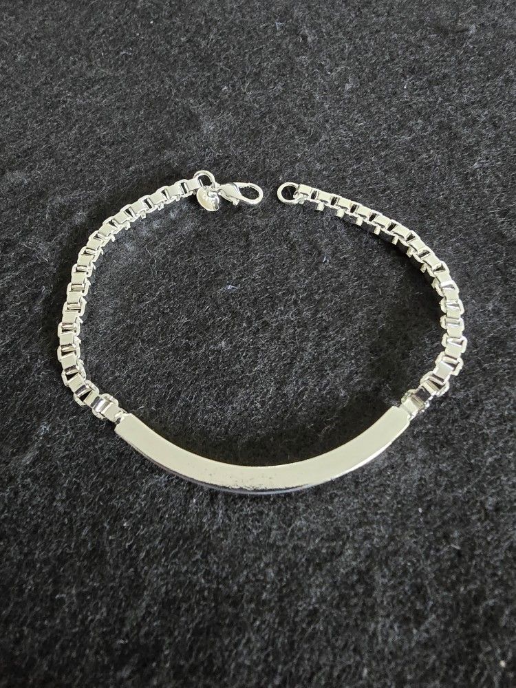 925 Sterling Silver Curved Bar Bracelet