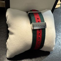 Gucci Watch Butterfly Clasp Strap
