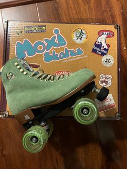 Moxi Roller Skates Women’s Size 8