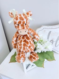 Jellycat Bashful Giraffe BNWT!
