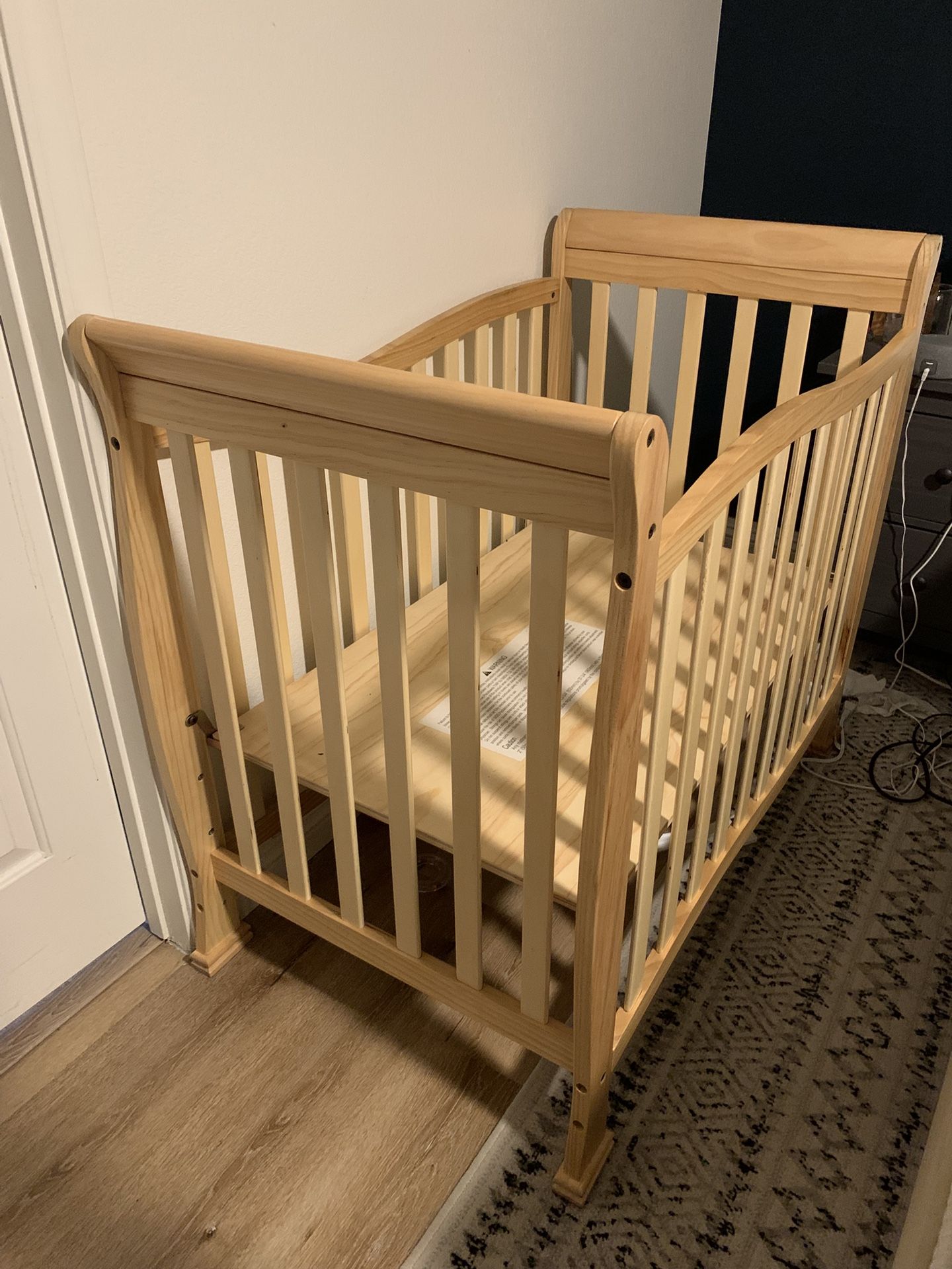 Mini Crib With Mattress for Sale in Las Vegas, NV - OfferUp