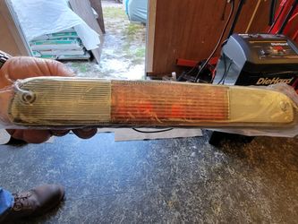 08-10 F250 OEM 3rd Brake Light