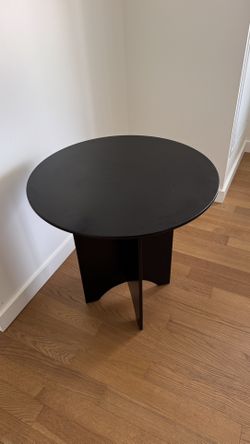 Black Wood Table Round 30inch