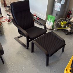Chair With Ottoman