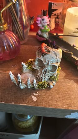 Skull Ashtray