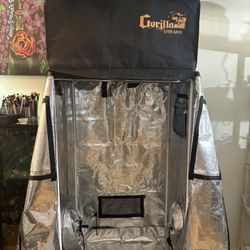 Gorilla Grow Tent 