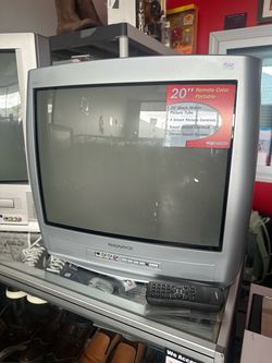 Magnavox 20 inch color TV perfect for gaming new