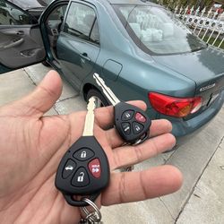 Llaves De Autos / Car Keys 