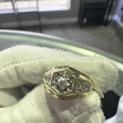 14kt Yellow Gold .28ctw size 6