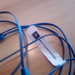 JBL Wired Earbuds 