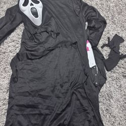 Scream Costume 