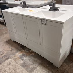 CLEARANCE 🤩💣 Bathroom Vanities in Different Styles and Sizes, Starting from $99 and Up! 