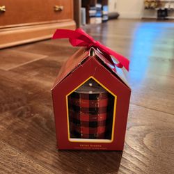 New Velvet Dreams Decorative Holiday Candle – Red 4" Dia. x 4"H 12 oz