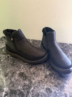 Black Fur-Lined Winter Ankle Boots
