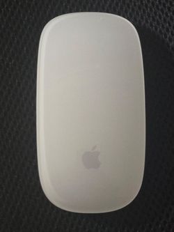 Apple A1657 Magic Mouse 2 Rechargeable Bluetooth
