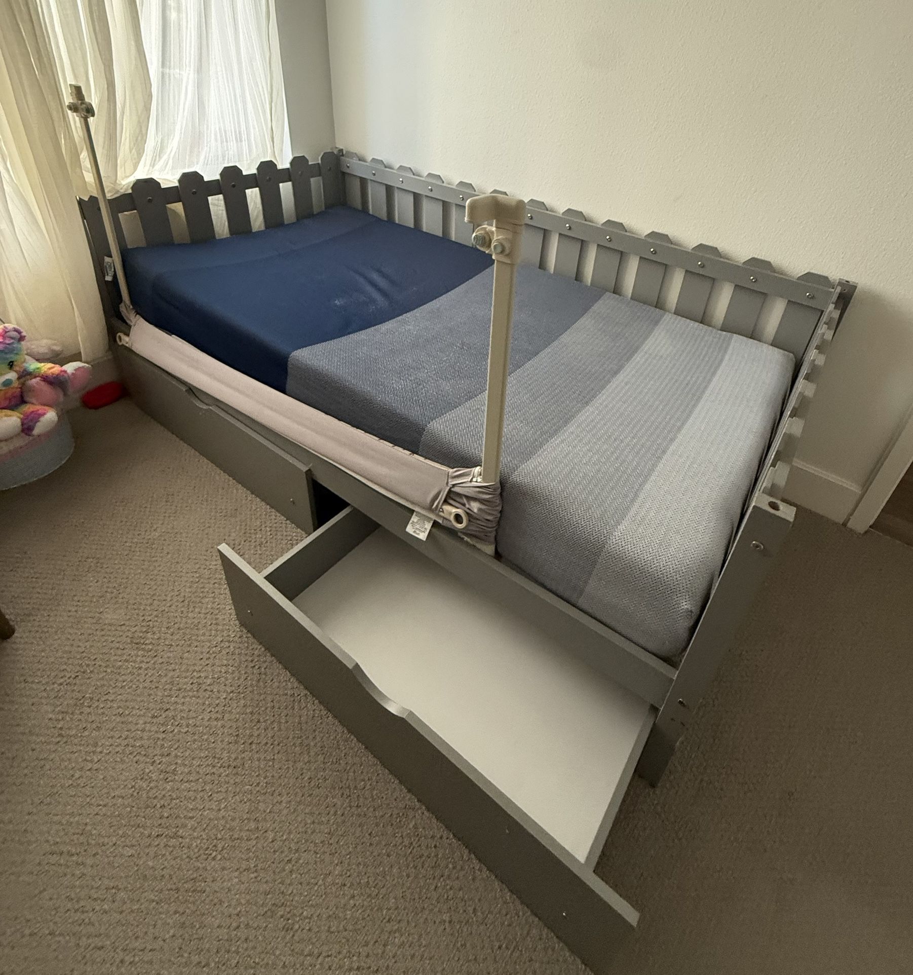 Twin Bed & Mattress