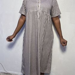 Dress very nice size large