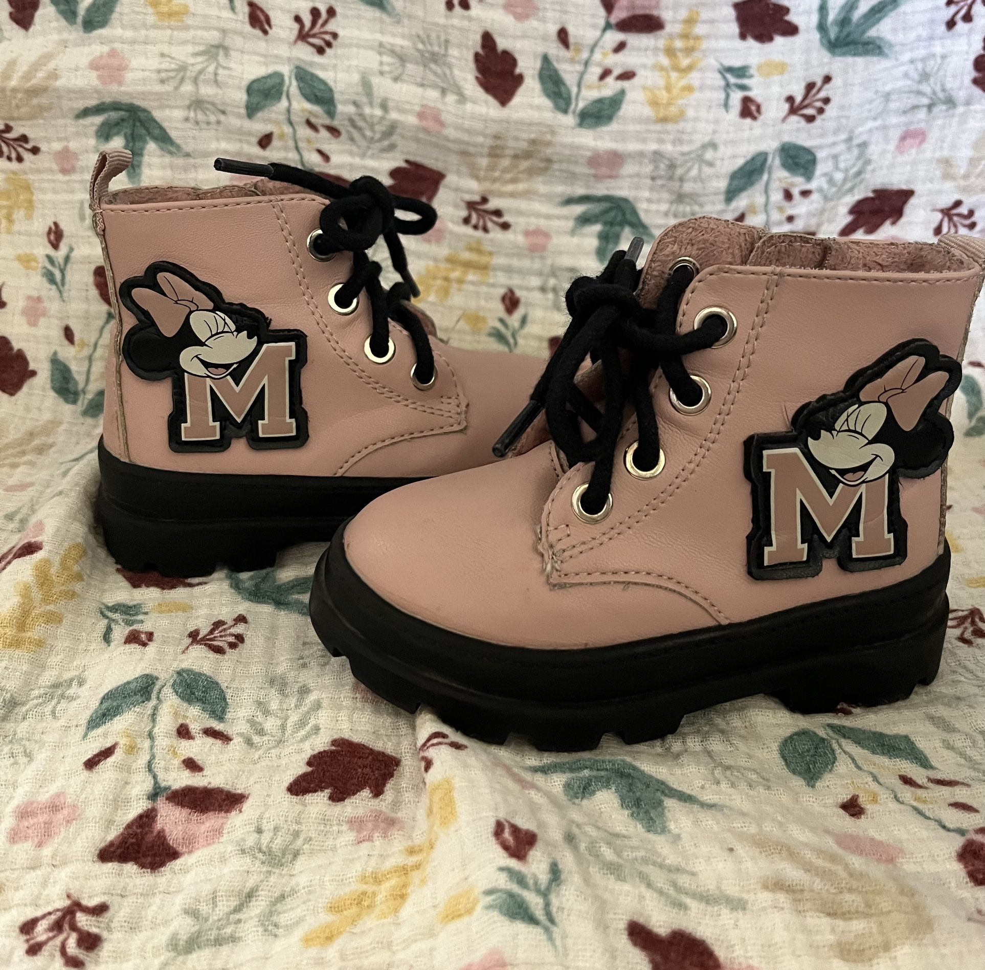 Minnie Mouse Boots (Toddler)