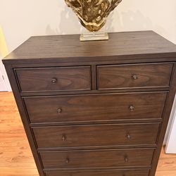 ARHAUS 8 - Drawer Tall Dresser
