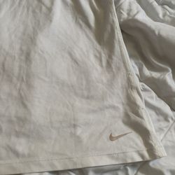 Nike Women’s Top 