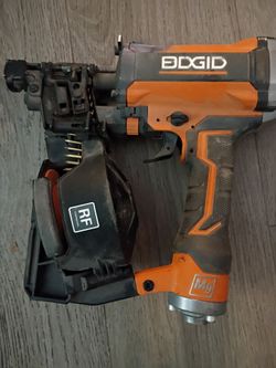 RIDGID 15-Degree 1-3/4 in. Coil Roofing Nailer