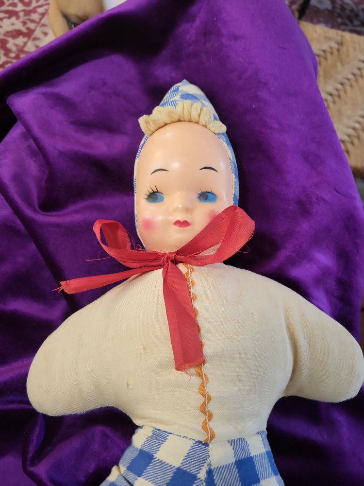 Celloid Face Fairprize Doll. 60's