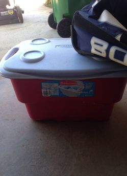 Rubbermaid cooler for sale
