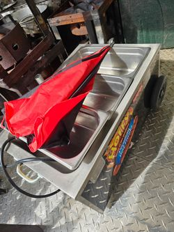 Hot dog warmer used few times