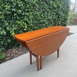 Vintage Mid-Century Modern Round Teak Drop-Leaf Dining Table