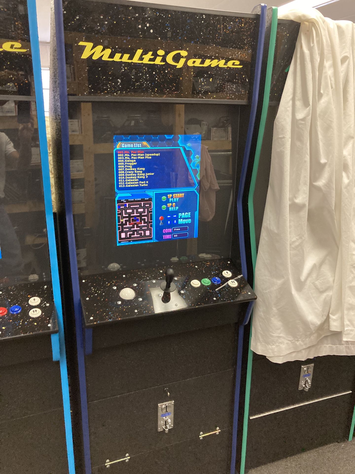 Full Size 412 Game Arcade Machine 