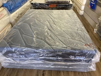 Queen Serta  Iseries hybrid mattress includes boxspring