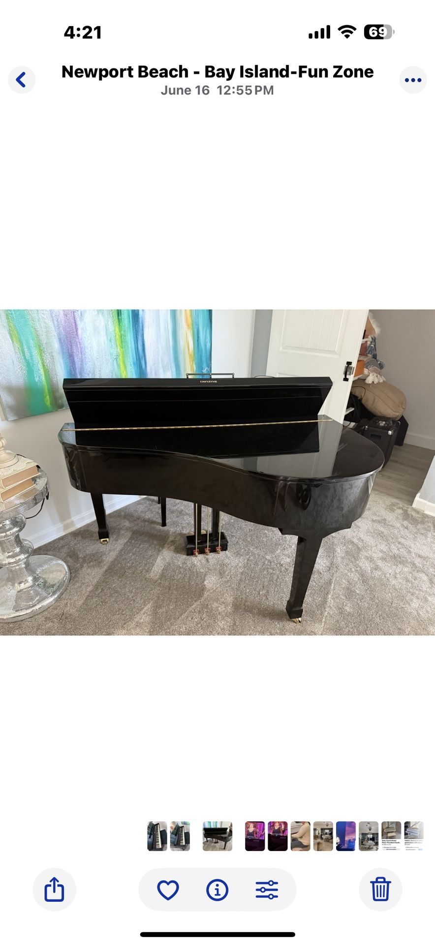IT Digital Baby Grand Piano