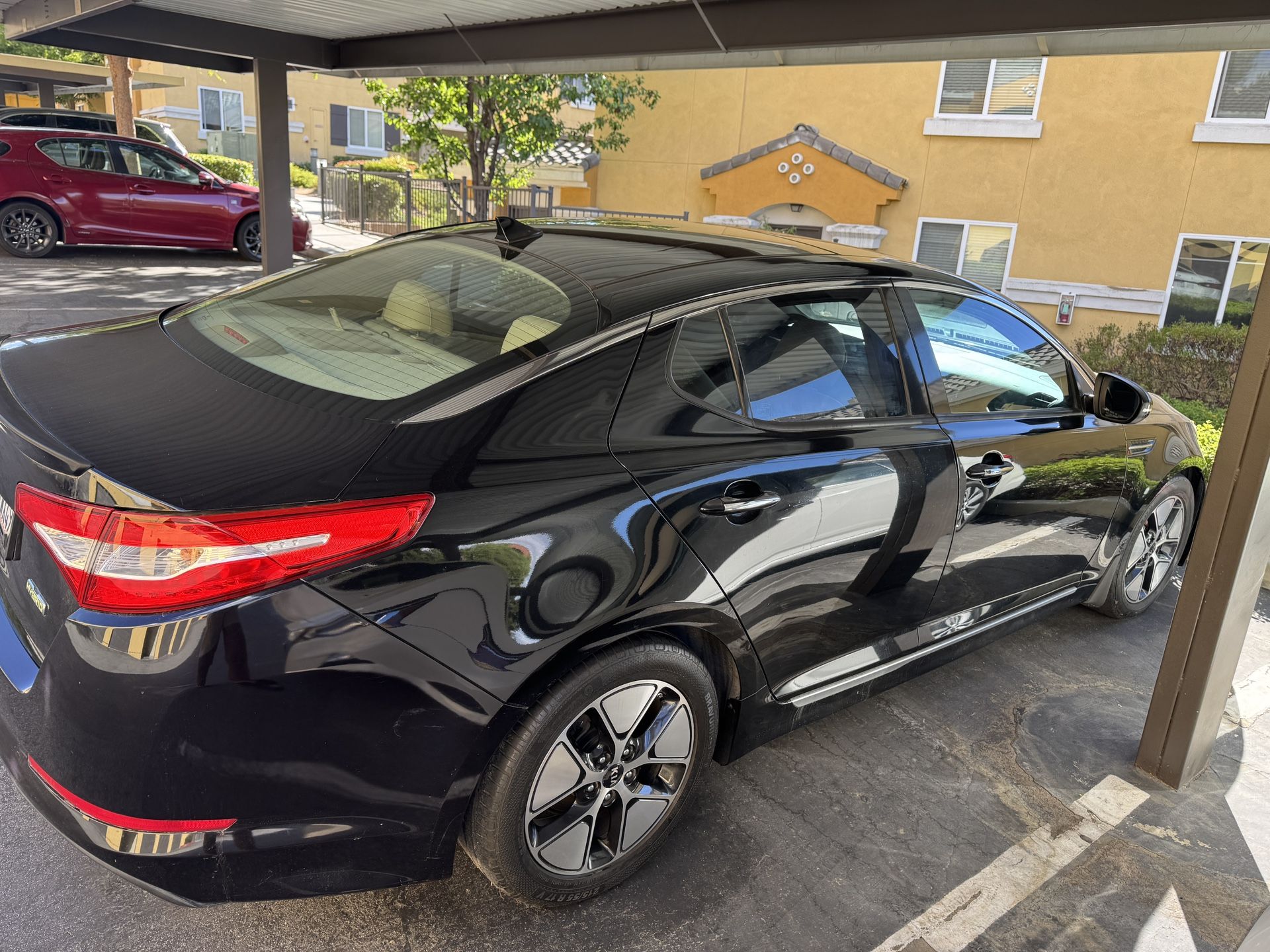 2012 KIA Optima Hybrid