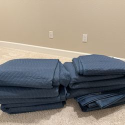 10 72”x80” Moving Blankets