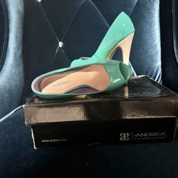 5 1/2 Heels