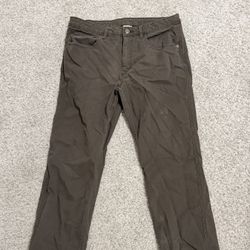 32w X30 L Men’s Work Pants , Also 32x 32 Work Pants 