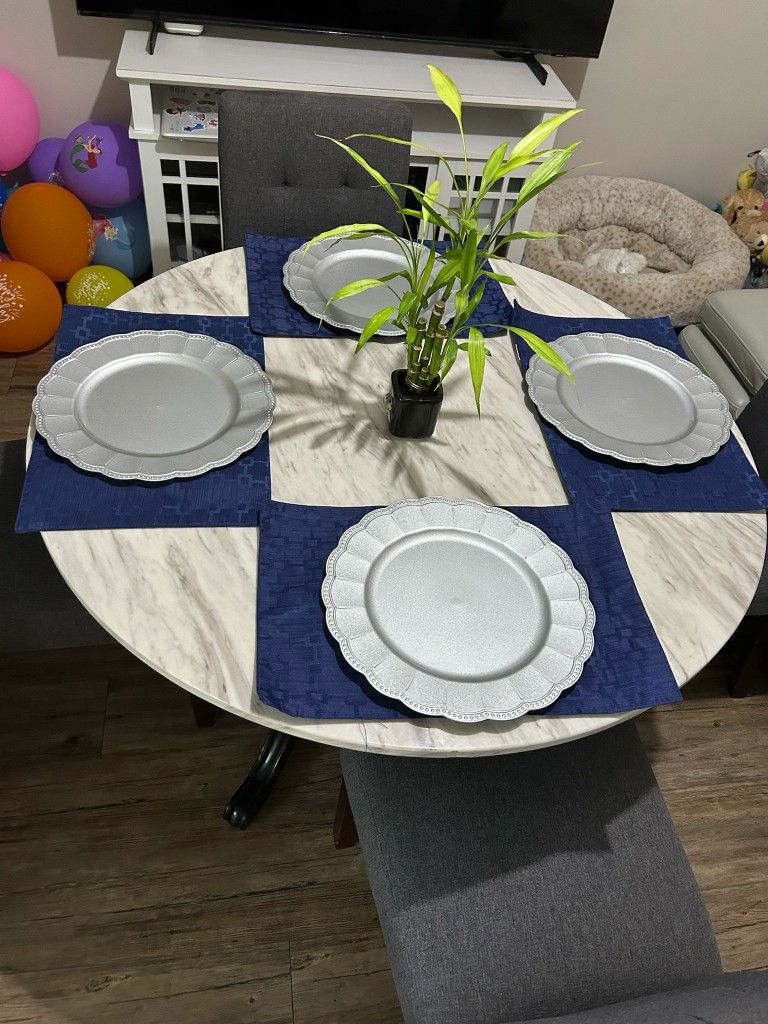 Ikea Table With 4 Chairs