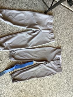 Girls baseball/softball pants Champro size small and Mizuno size small both clean and in great condition along with baseball belt All for $20 Plainfie