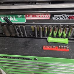 Snap On 1/2 Chrome Socket Set 12-24 MM