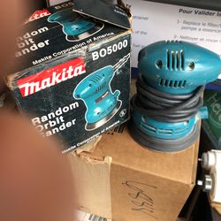 Makita Random Orbit Sander W/ 5” Pad