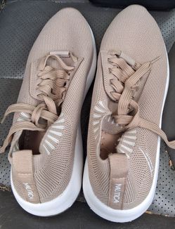 Mens size 7 and a half shoes