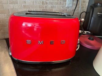 SMEG 2-Slice Toaster