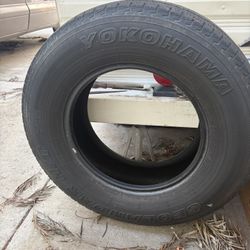 Yokohama geolandar Tire (for Jeep 4x4)