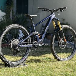 Specialized Enduro Size S3 