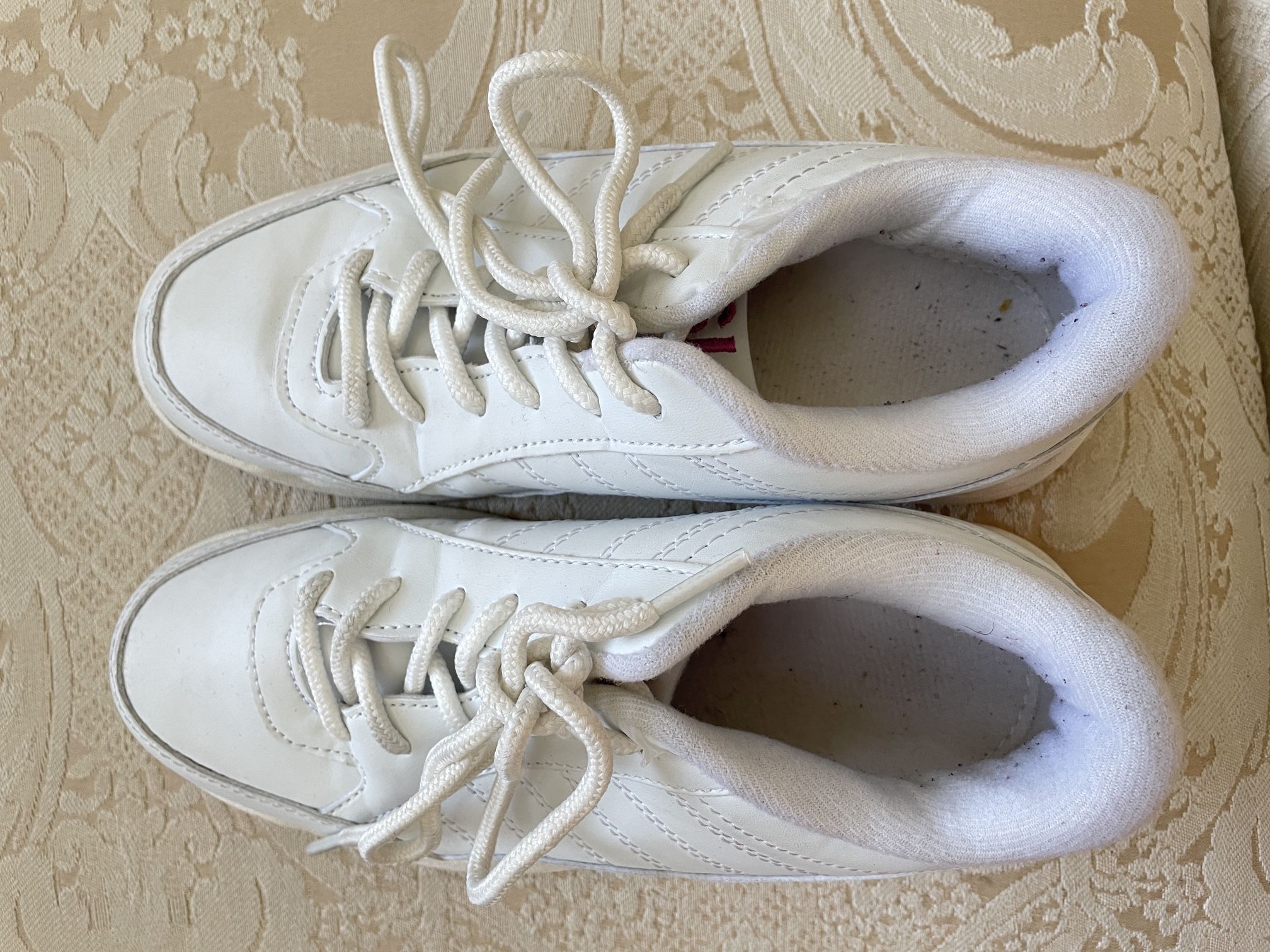 Bowling Shoes Girls/womens, Size 4