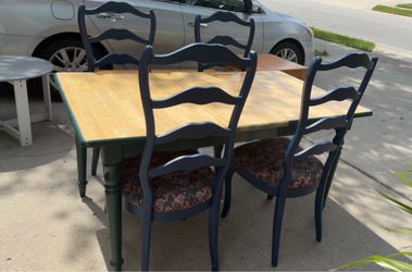 Farmhouse Dining Table with 4 Chairs