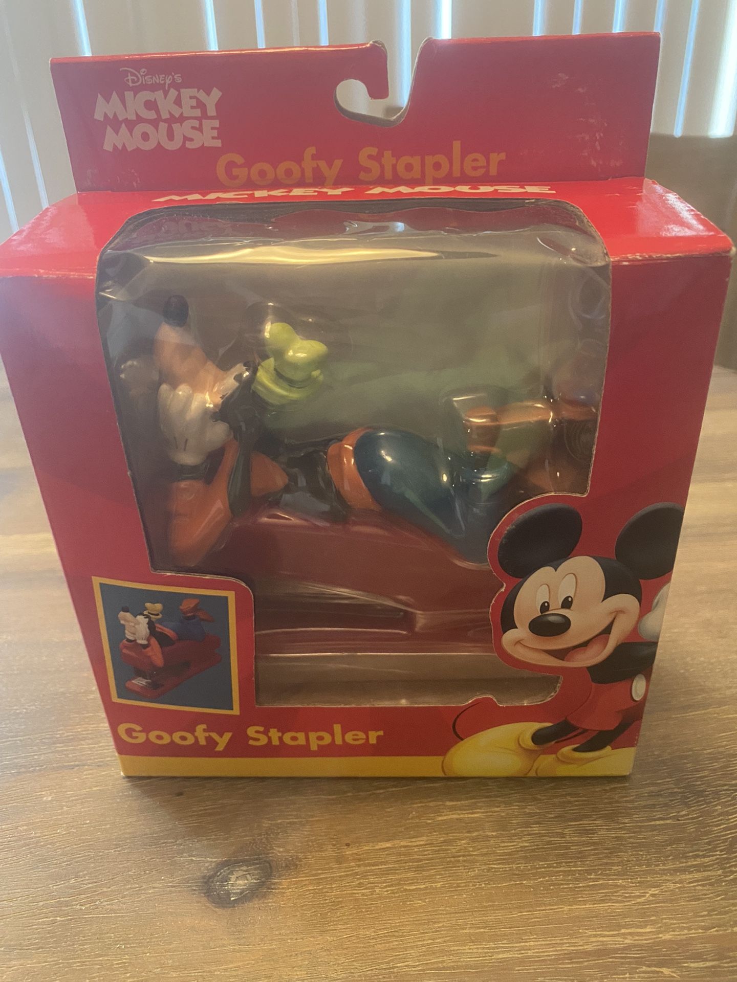 Vintage Disney Goofy stapler. New In Box.